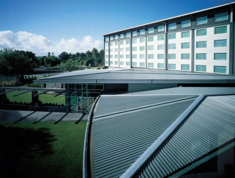 Bb900 Flashings & Long Run Roofing Novotel Ibis